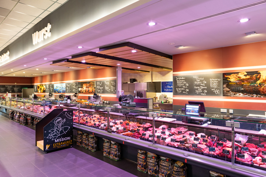 Frischetheke in Neureichenau